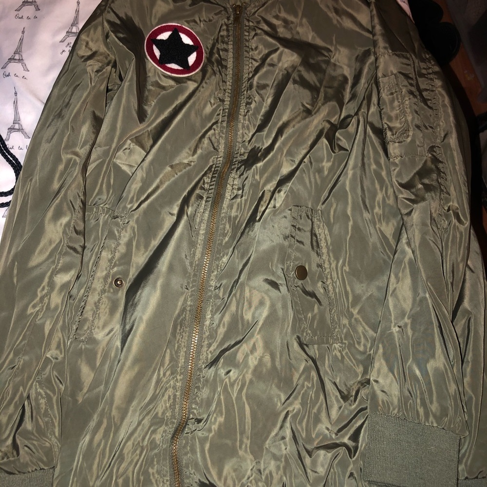 Jacket - Picture 3 of 4